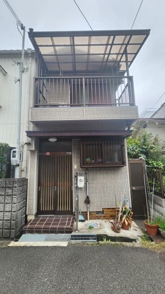 大東市明美の里町の中古一戸建
