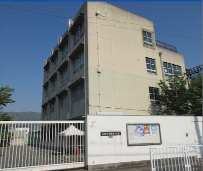 東大阪市吉田本町２丁目の中古一戸建て(東大阪市立英田北小学校)