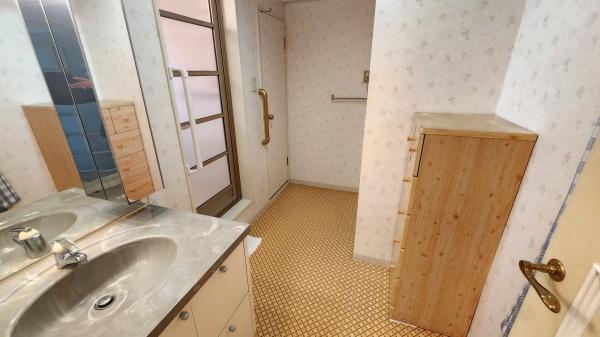 朝日プラザ生駒西２番館Ｃ棟　中古マンション