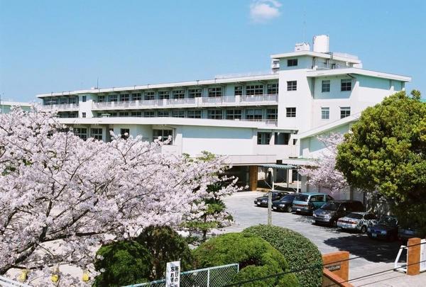 リヴィエールグラン黒崎南(北九州市立穴生小学校)