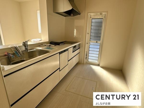 猪熊1丁目　新築戸建（2号棟）