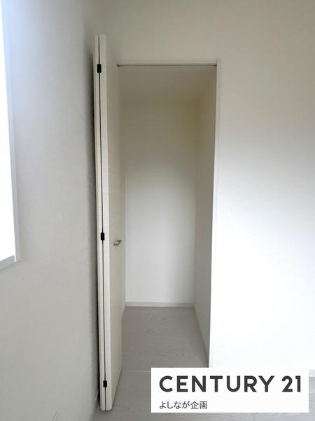 沖田4丁目 新築戸建(2号棟)(収納)