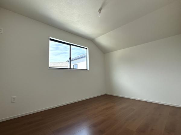 星和町　新築戸建（2号棟）