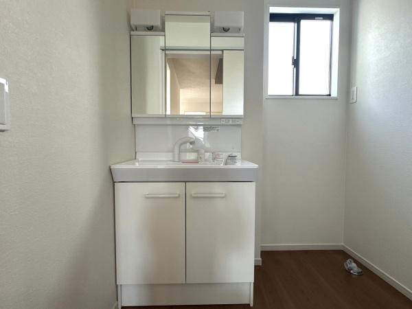 星和町　新築戸建（2号棟）