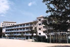 アールフォーレ到津オブジェⅠ(北九州市立到津小学校)