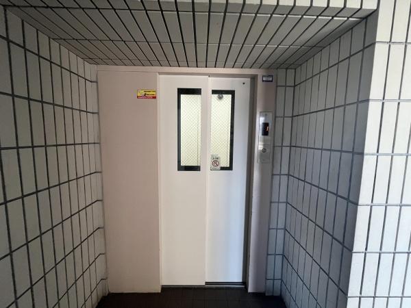 メゾンモンブラン鷹の巣