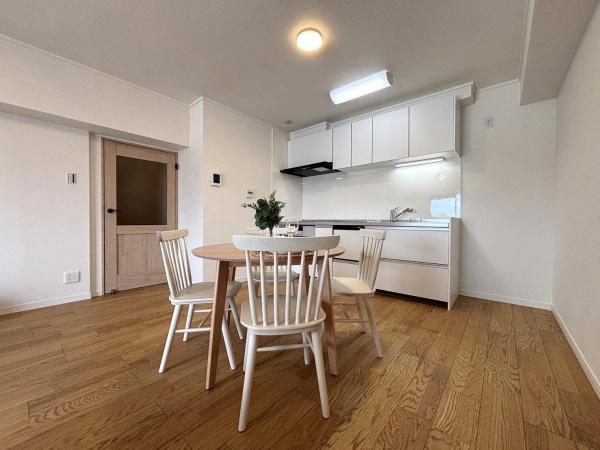 メゾンモンブラン鷹の巣