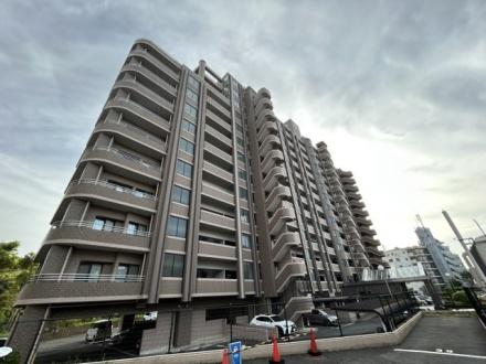 サンライフ企救丘駅前