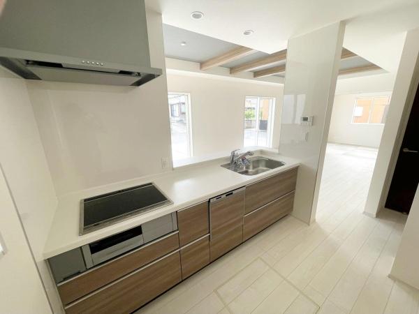 中間市大字垣生 新築戸建(2号棟)(キッチン)