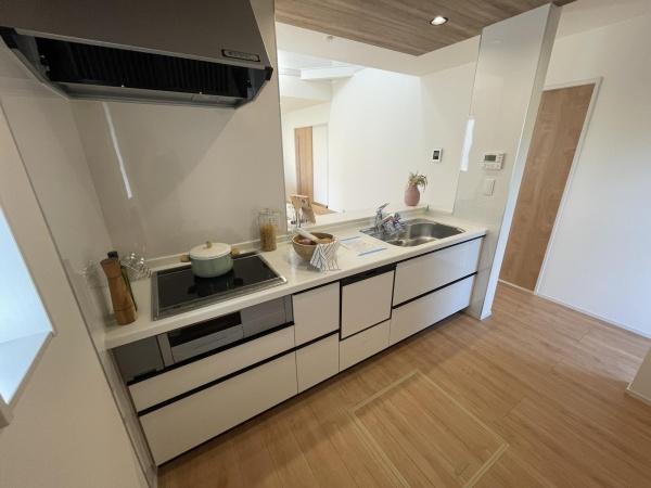 中間市大字垣生 新築戸建(3号棟)(キッチン)