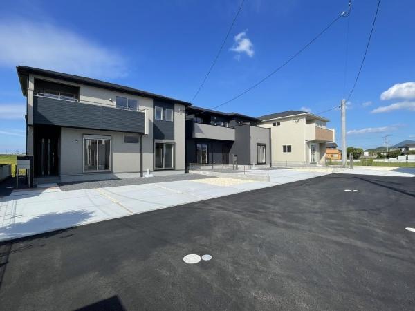中間市大字垣生 新築戸建(5号棟)(前面道路含む現地写真)