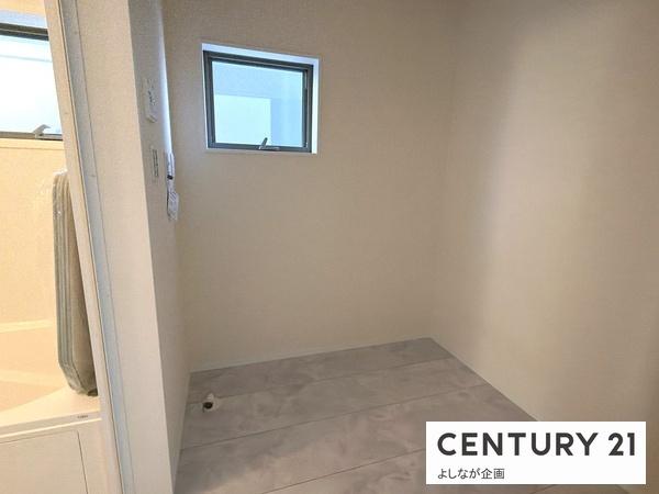 頃末北3丁目　新築戸建（2号棟）