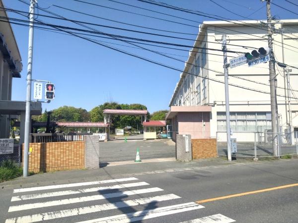 遠賀郡遠賀町浅木１丁目の中古一戸建て(遠賀町立浅木小学校)