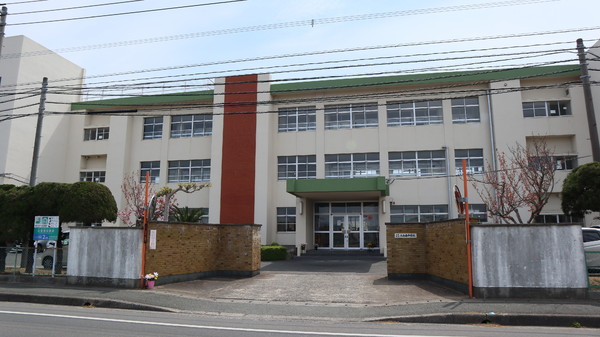 水巻町吉田東1丁目新築戸建(2号棟)(水巻町立水巻南中学校)
