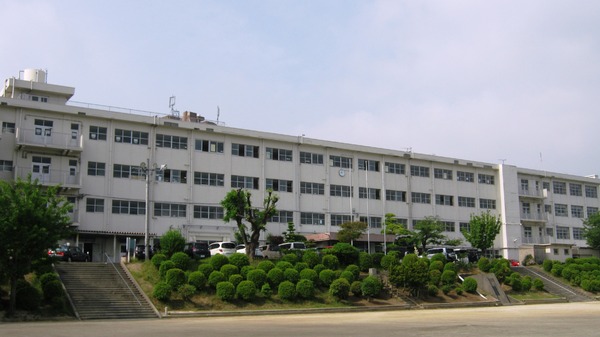 貴船台新築戸建（2号棟）(北九州市立本城中学校)