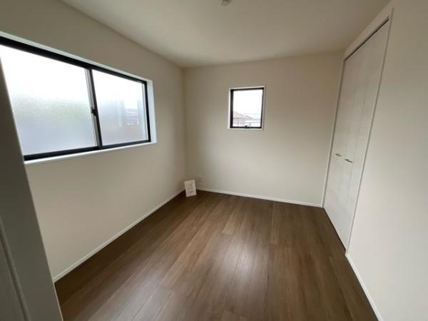鷹見台4丁目新築戸建（2号棟）