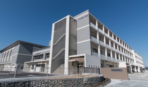 北九州市若松区小敷ひびきの１丁目の中古一戸建て(北九州市立ひびきの小学校)