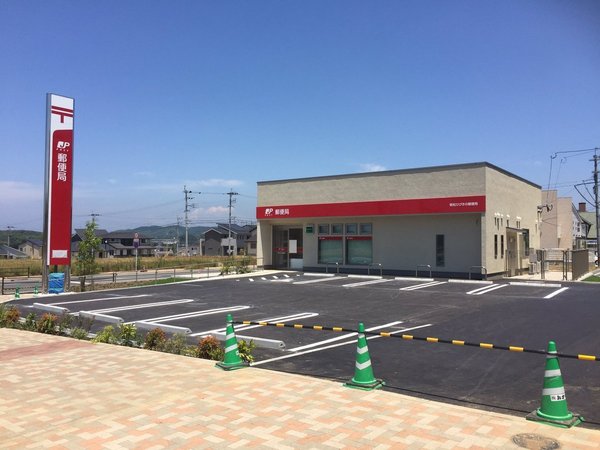 北九州市若松区小敷ひびきの１丁目の中古一戸建て(若松ひびきの郵便局)