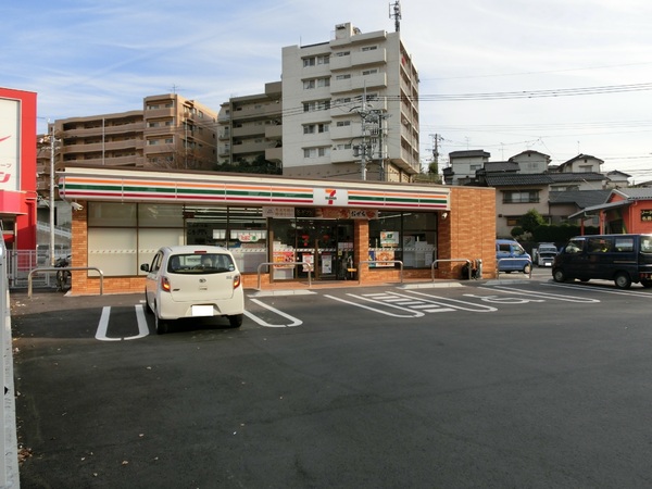 千早1丁目パークマンション(セブンイレブン福岡千早1丁目店)