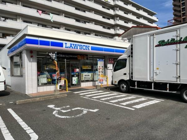 コスモテール吉塚(ローソン吉塚五丁目店)