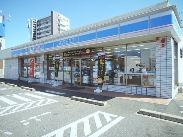 クローバーマンション空港東2(ローソン粕屋口ノ坪店)