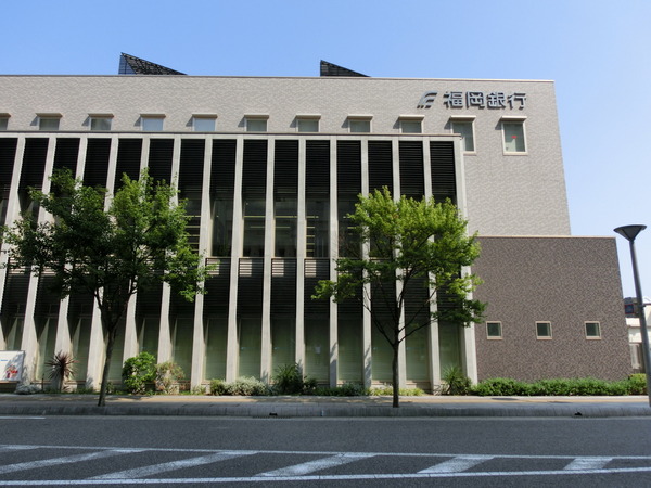 ベルヴィ香椎壱番館(福岡銀行千早支店)
