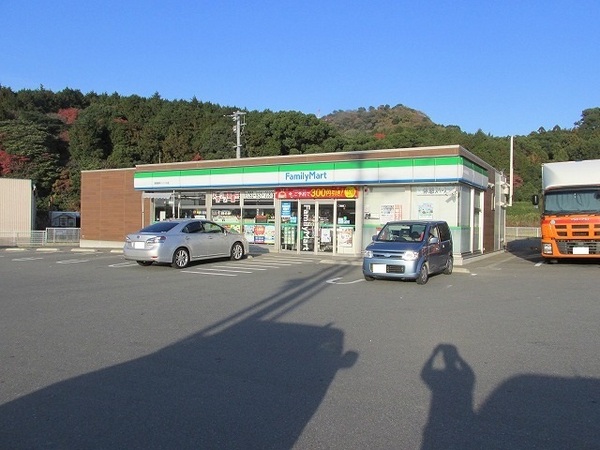 須恵町須惠10期(アスミール須恵の杜)7号棟(ファミリーマート須恵植木バイパス店)