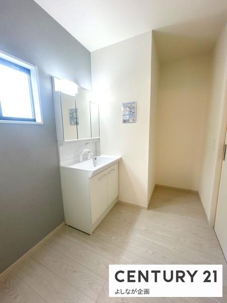 須恵町大字須惠17期新築戸建(1号棟)(洗面台・洗面所)