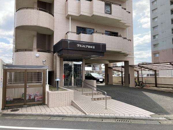 グランピアマンション箱崎8