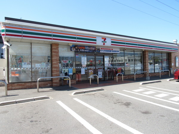 サンライフA棟(セブンイレブン粕屋内橋北店)