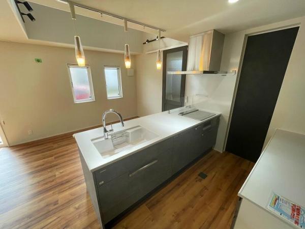 糸島市高田４丁目の中古一戸建て