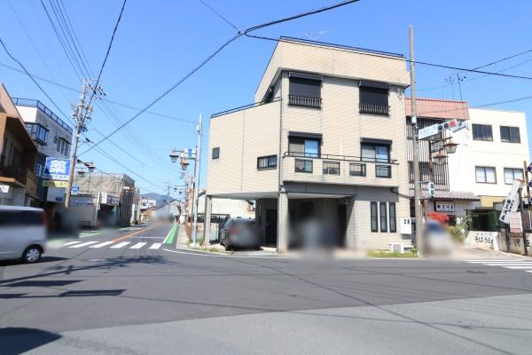 まるでビアガーデン　気賀　４階建中古住宅