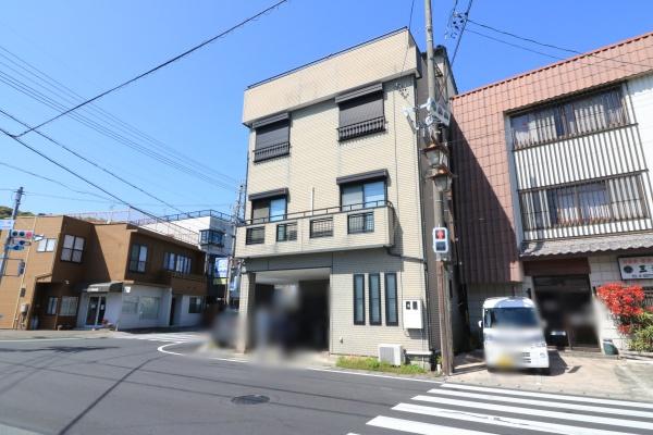 まるでビアガーデン　気賀　４階建中古住宅