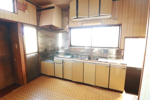 倉庫作業場付の平屋住宅