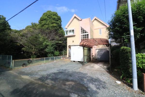 小豆餅2丁目　中古住宅　雨漏り有り
