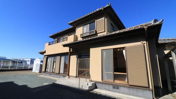 贅沢な敷地　一条工務店施工の邸宅　浜名区上島