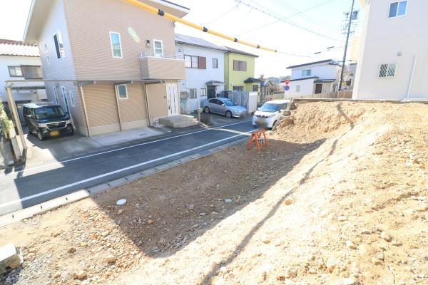 内野台の整形地　南面道路　解体更地渡し