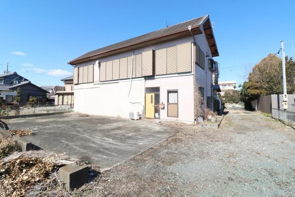 敷地広々110坪　作業所付き　許可宅地