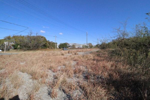 海近くの新居町290坪超えの敷地