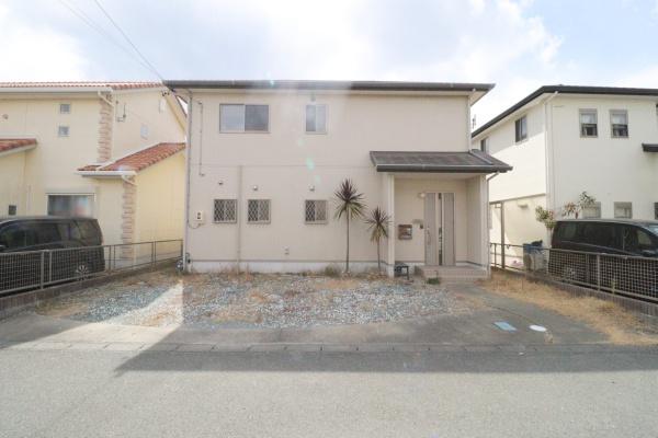 幸和ハウジング施工　築15年55坪の整形地