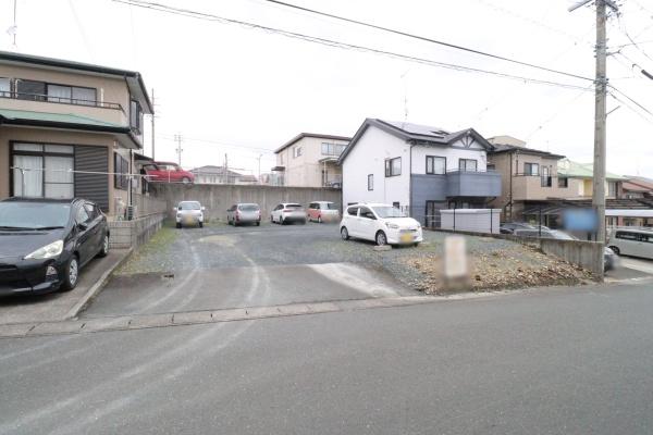 有玉台一丁目の南面道路整形地です