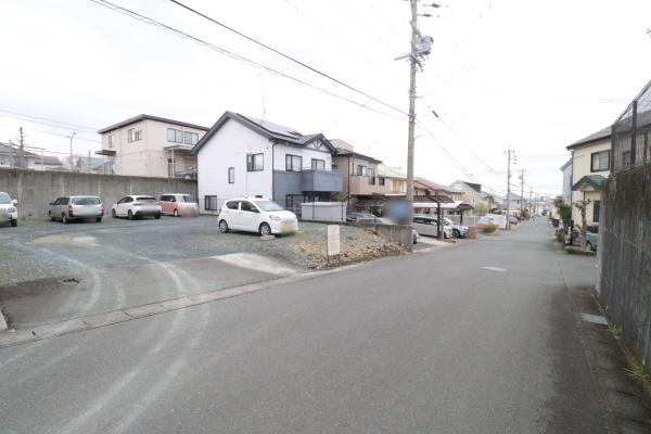 有玉台一丁目の南面道路整形地です
