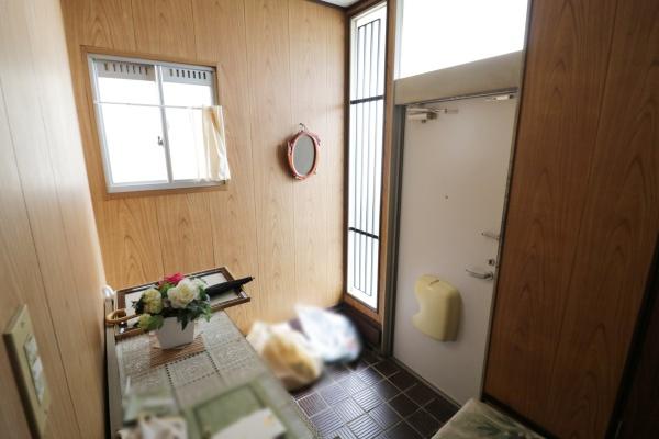 ～ハザードマップ真っ白の高台エリア～　中央区初生町　中古住宅