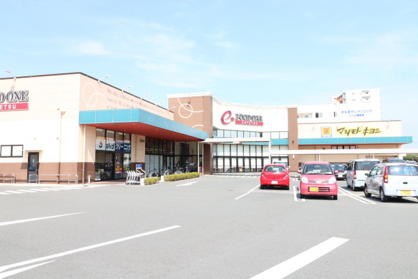 浜松駅近い 朝日プラザ浜松ステーションスクエア(遠鉄ストアフードワン東伊場店)