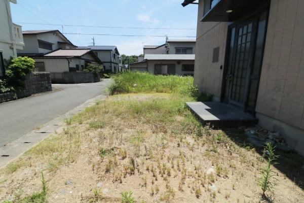 東南角地　そのまま住むことが出来る中古住宅