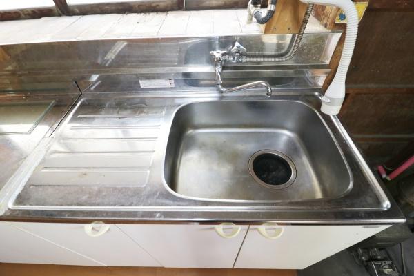 歩いて7分圏内で食品　生活用品が揃います　中央区小豆餅