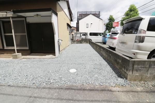 歩いて7分圏内で食品　生活用品が揃います　中央区小豆餅