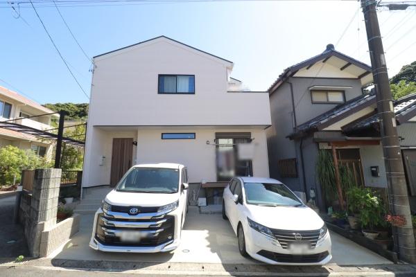築浅　太陽光付き　中央区和合町　中古住宅