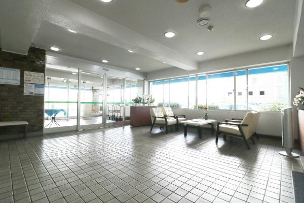 一生を預けたくなる景色に出会う 浜名湖がすぐそこに(ロビー)