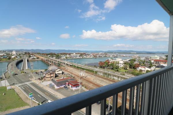 一生を預けたくなる景色に出会う 浜名湖がすぐそこに(現地からの眺望)